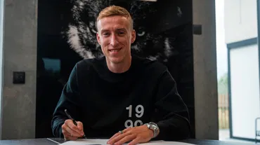 Adam Buksa'dan 4 yıllık imza: Transfer resmen açıklandı