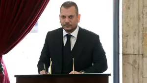 Trabzonspor Başkanı Ertuğrul Doğan: 20 şampiyonluğumuzun tescili zorunlu hale gelecektir Trabzonspor Başkanı Ertuğrul Doğan: 20 şampiyonluğumuzun tescili zorunlu hale gelecektir