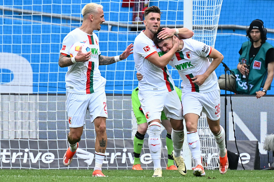 Beşiktaş'ta sol bek ve orta sahaya 2 aday