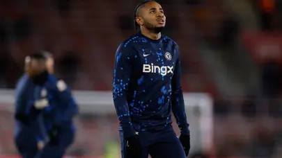 60 milyon euroluk yıldızı Fenerbahçe ve Galatasaray'a yazdılar