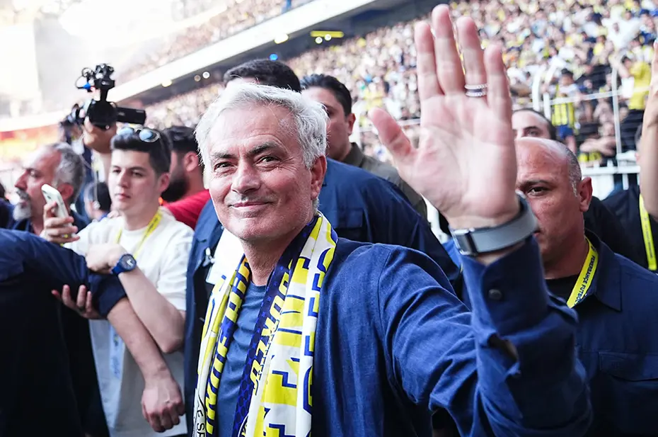 Sezon başlamadan Mourinho biletini kesti - 2 Sezon başlamadan Mourinho biletini kesti - 2