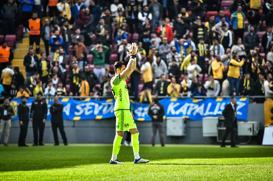 Ankaragücü'nden hastaneye kaldırılan Ertaç Özbir için açıklama - 4