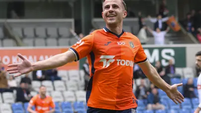 Başakşehir'den Avrupa yolunda kritik 3 puan