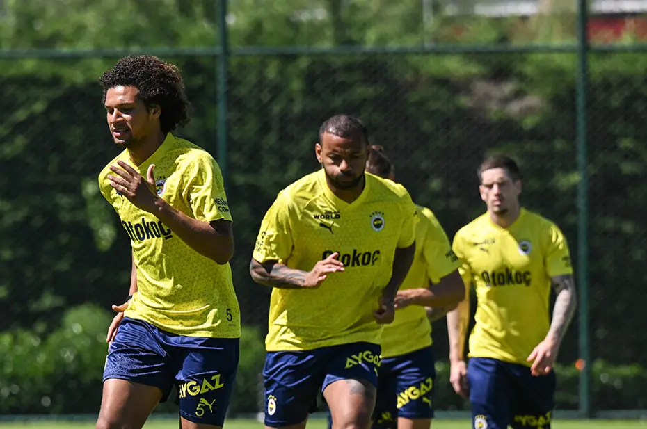 Joao Pedro transferinde beklenmedik gelişme: İtalyan takımındaki kriz, Fenerbahçe'yi olumsuz etkiledi - 5 Joao Pedro transferinde beklenmedik gelişme: İtalyan takımındaki kriz, Fenerbahçe'yi olumsuz etkiledi - 5