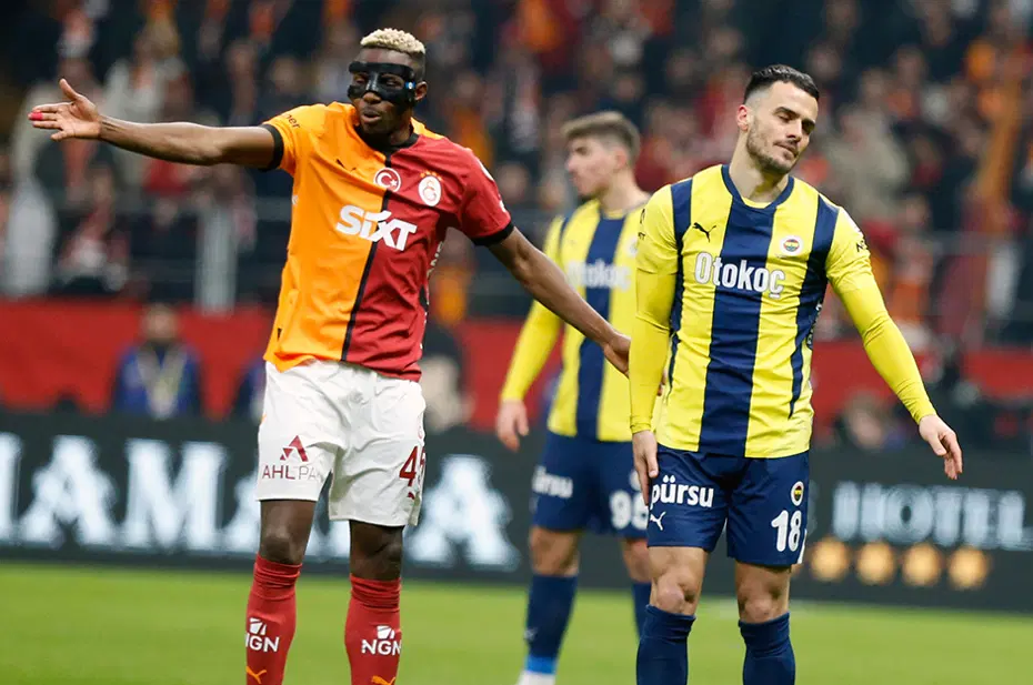 Dev derbideki pozisyon için Trio ekibi hemfikir oldu: "Net penaltı" - 8