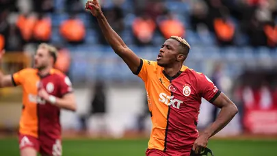 Victor Osimhen, Galatasaray tarihine geçmeye hazırlanıyor
