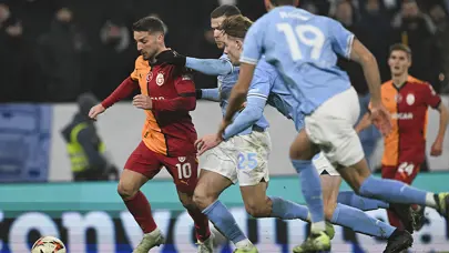 "73’teki oyuncu değişikliğiyle bozuldu oyunun dinamikleri" | Spor yazarları Galatasaray için ne dedi?