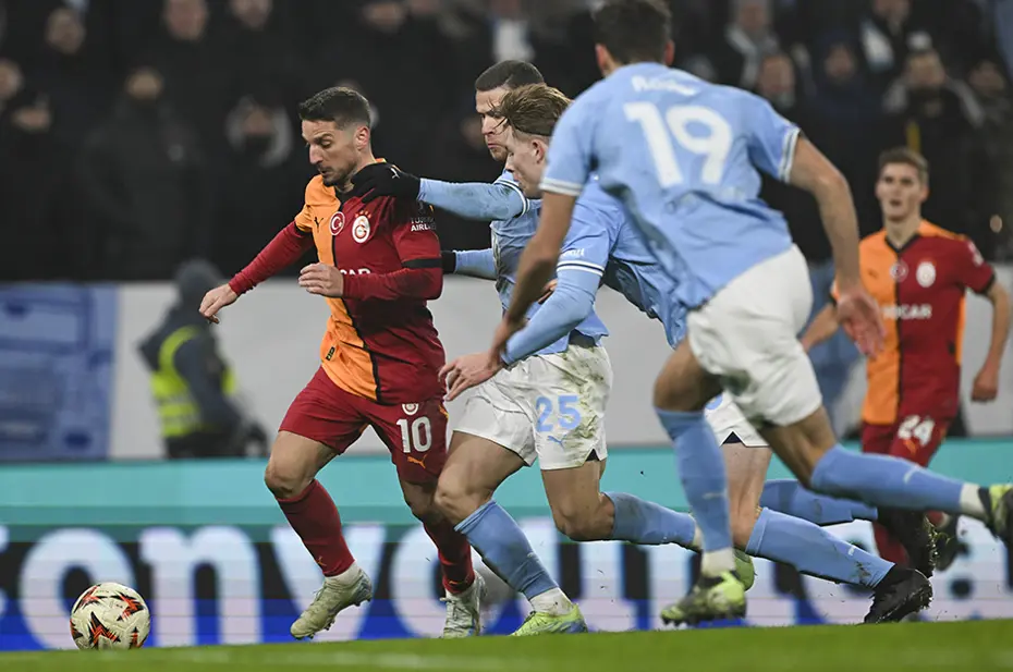 UEFA Avrupa Ligi'nin kralları Galatasaray'da: 2 alanda zirvedeler - 5 UEFA Avrupa Ligi'nin kralları Galatasaray'da: 2 alanda zirvedeler - 5
