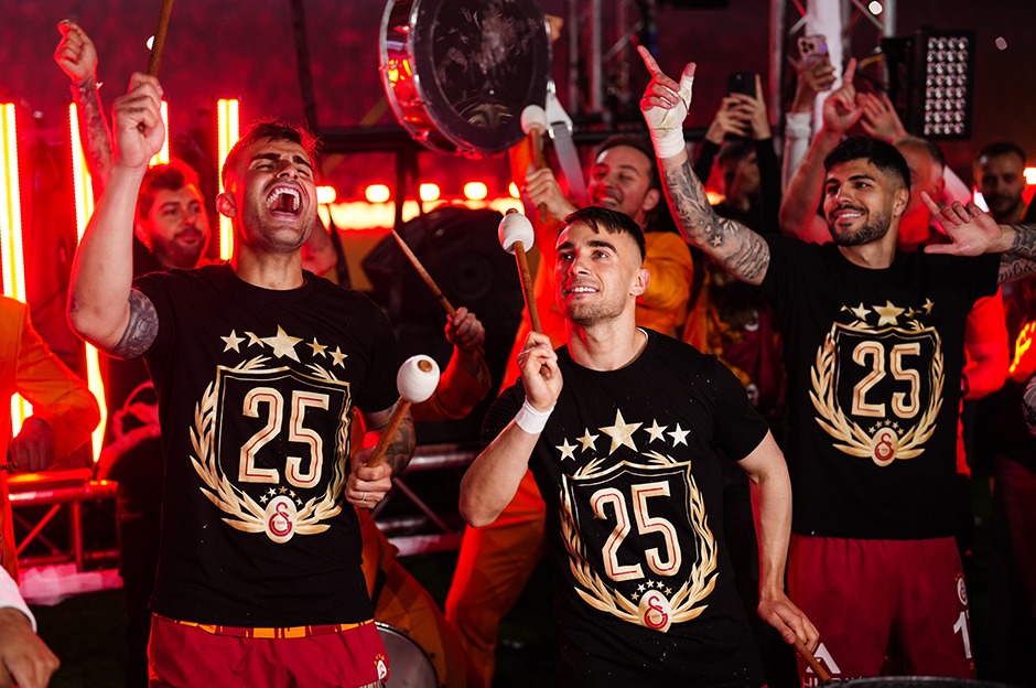 Galatasaray'ın Yenikapı'daki kutlamalarında sahne alacaklar: İşte isim isim tüm sanatçılar