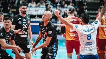 Halkbank yarı final ilk maçını kazanarak seride 1-0 öne geçti