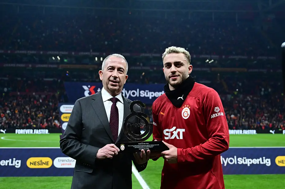 Metin Öztürk'ten Fenerbahçe maçı tepkisi: "8 kişi kalmalıydılar" - 2