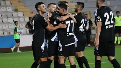 Erzurumspor, sahasında kalesine duvar ördü