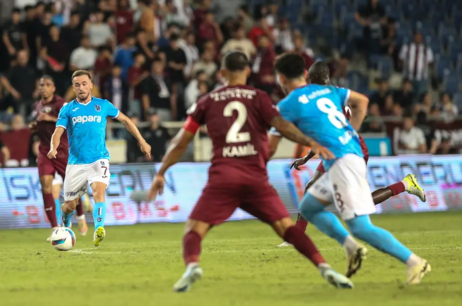 "Trabzonspor kimlik bunalımında" | Spor yazarları Trabzonspor için ne dedi? - 2