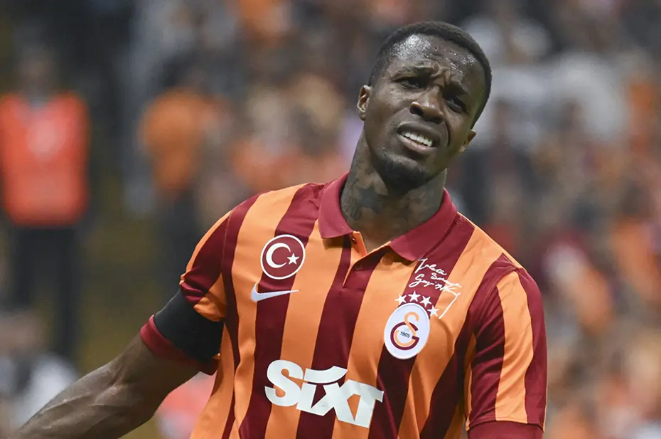 Wilfried Zaha'dan Galatasaray taraftarına sitem: Neden oynamadığı sorusuna çarpıcı cevap - 7 Wilfried Zaha'dan Galatasaray taraftarına sitem: Neden oynamadığı sorusuna çarpıcı cevap - 7