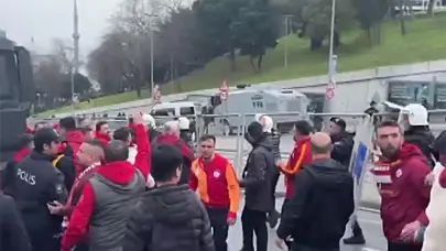 Derbi öncesi Galatasaraylı taraftarlara polis müdahalesi