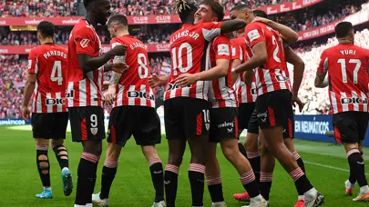 Athletic Bilbao kaleyi göstermedi: 8 gollü maçta Williams kardeşler coştu