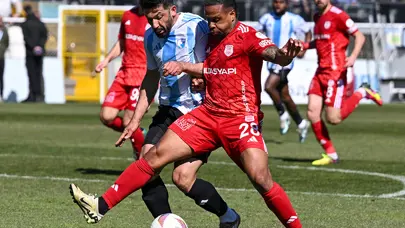 Pendikspor, 6 gollü maçta 2-0'dan geri döndü
