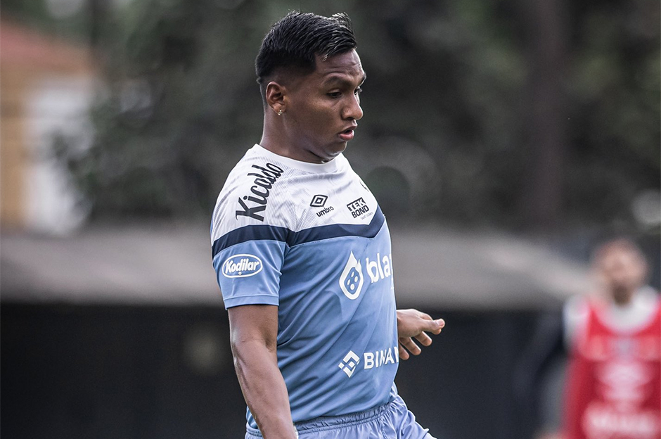 Fenerbahçe İstanbul'a getirmişti: Yeni macerası kabus gibi başladı