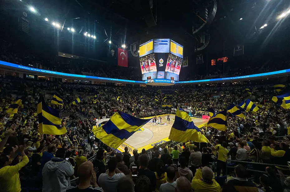 Fenerbahçe'ye tarihi davet hazırlığı: Avrupa'daki 4 takımdan biri - 6 Fenerbahçe'ye tarihi davet hazırlığı: Avrupa'daki 4 takımdan biri - 6