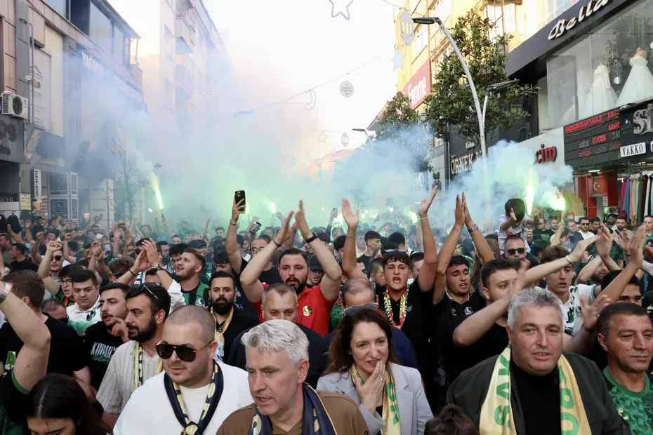Sakaryaspor'un kuruluşunun 60. yıl dönümü kutlandı - 8 Sakaryaspor'un kuruluşunun 60. yıl dönümü kutlandı - 8