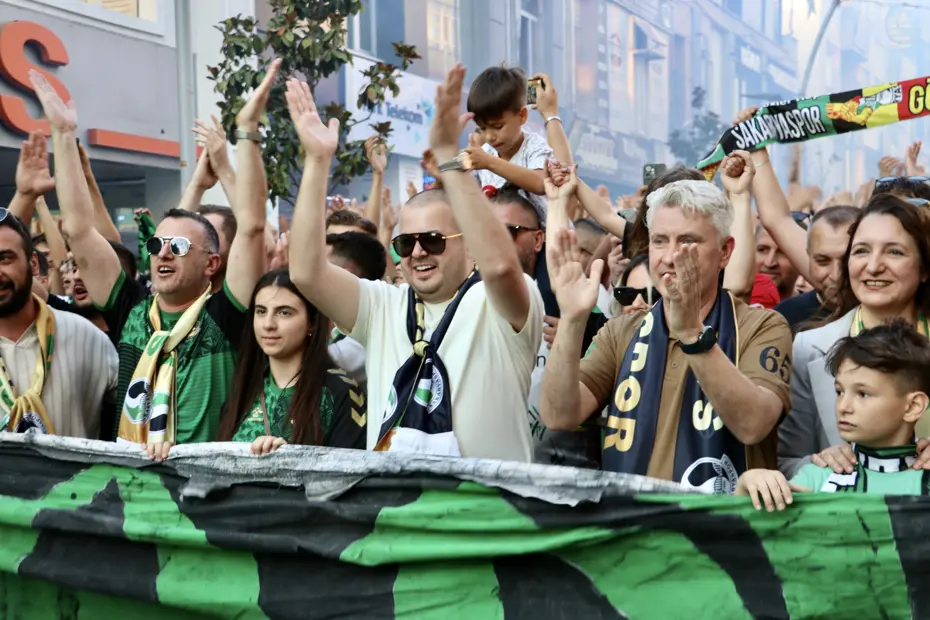 Sakaryaspor'un kuruluşunun 60. yıl dönümü kutlandı - 7 Sakaryaspor'un kuruluşunun 60. yıl dönümü kutlandı - 7