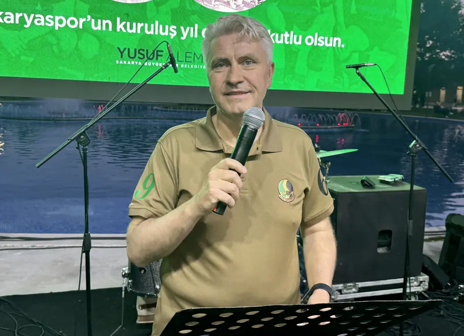 Sakaryaspor'un kuruluşunun 60. yıl dönümü kutlandı - 3 Sakaryaspor'un kuruluşunun 60. yıl dönümü kutlandı - 3
