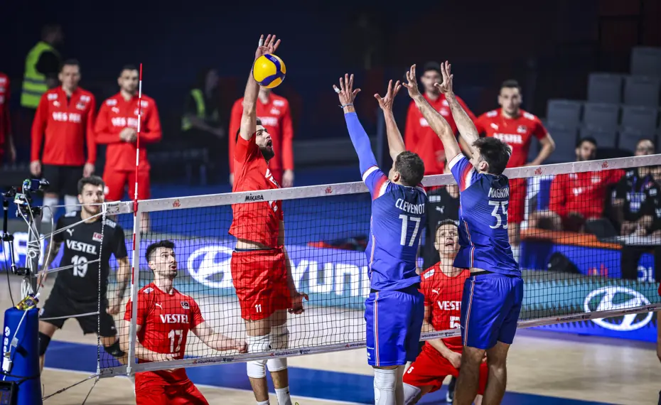 Filenin Efeleri VNL'in 2. haftasındaki son maçını kaybetti - 3 Filenin Efeleri VNL'in 2. haftasındaki son maçını kaybetti - 3
