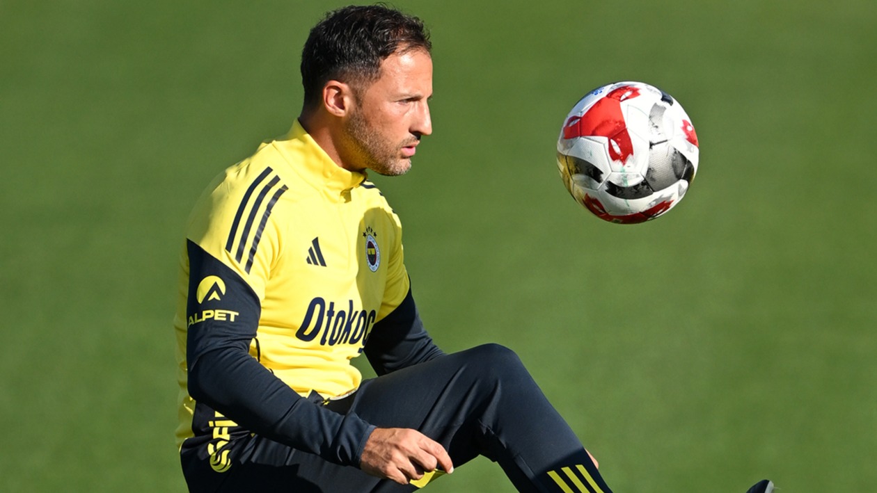 Fenerbahçe'de Tarihi An: Tedesco, 4'lü Defansı Yeniden Keşfetti!