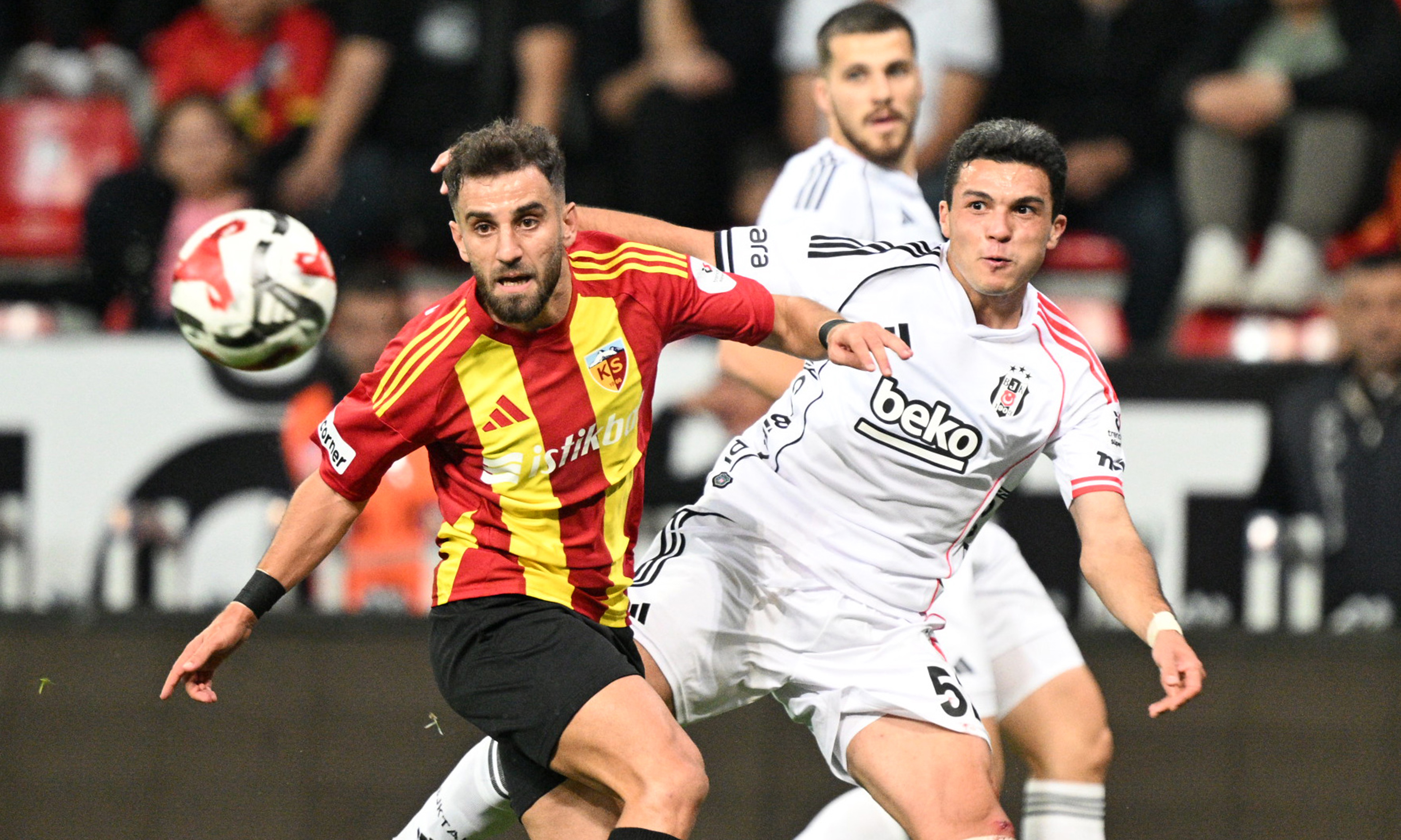Beşiktaş Kayseri'yi Duman Etti, Yeni Yetme Devrim'den 'Uzun Yıllar' Sözü!