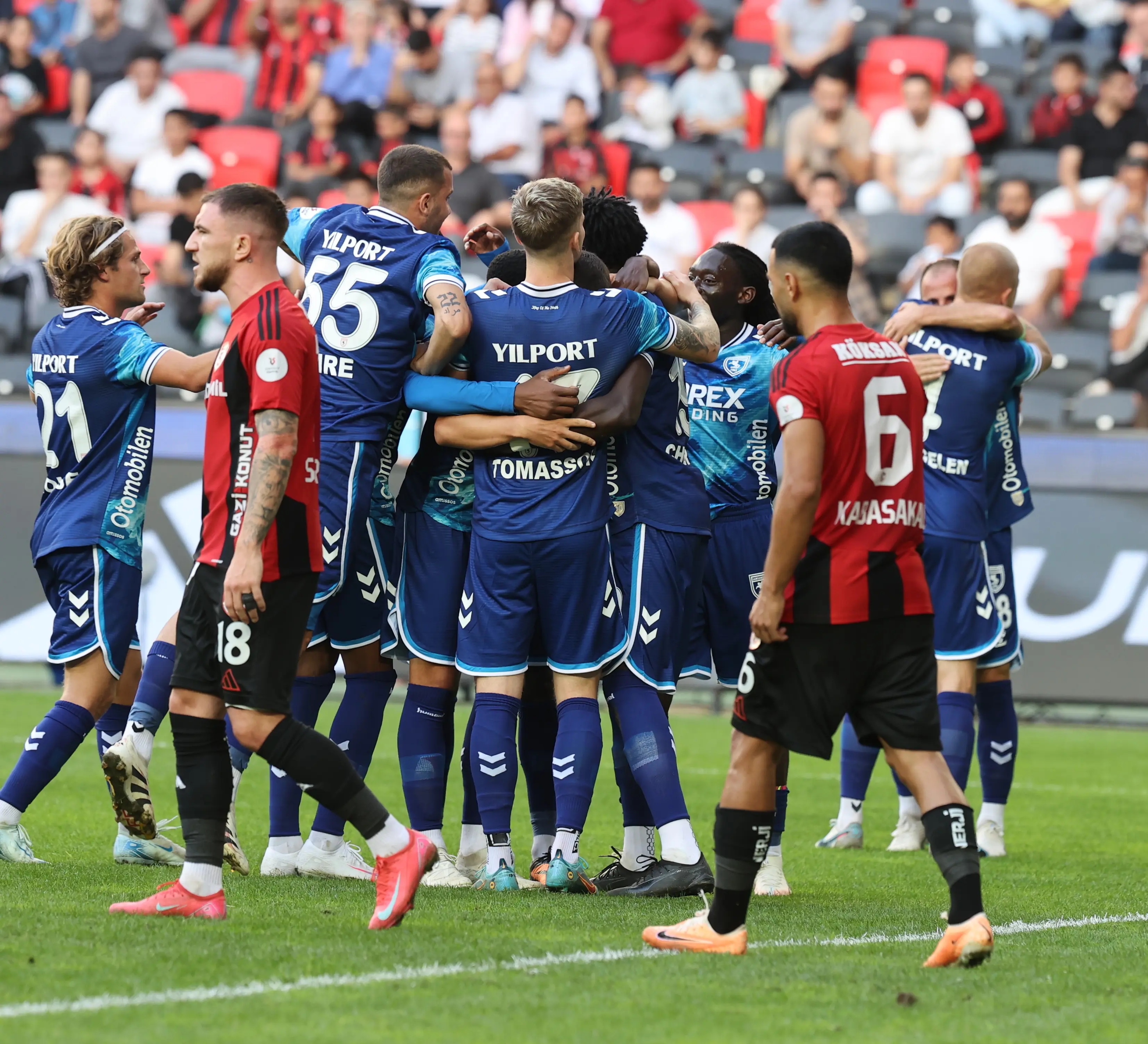 フェネルバフェスは試合で停止されていました：レッドカード申請の公式アピール