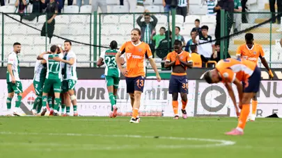 Başakşehir'den devre arasında hakem isyanı: "Türk futbolunda bugün elle asist yapıldı"