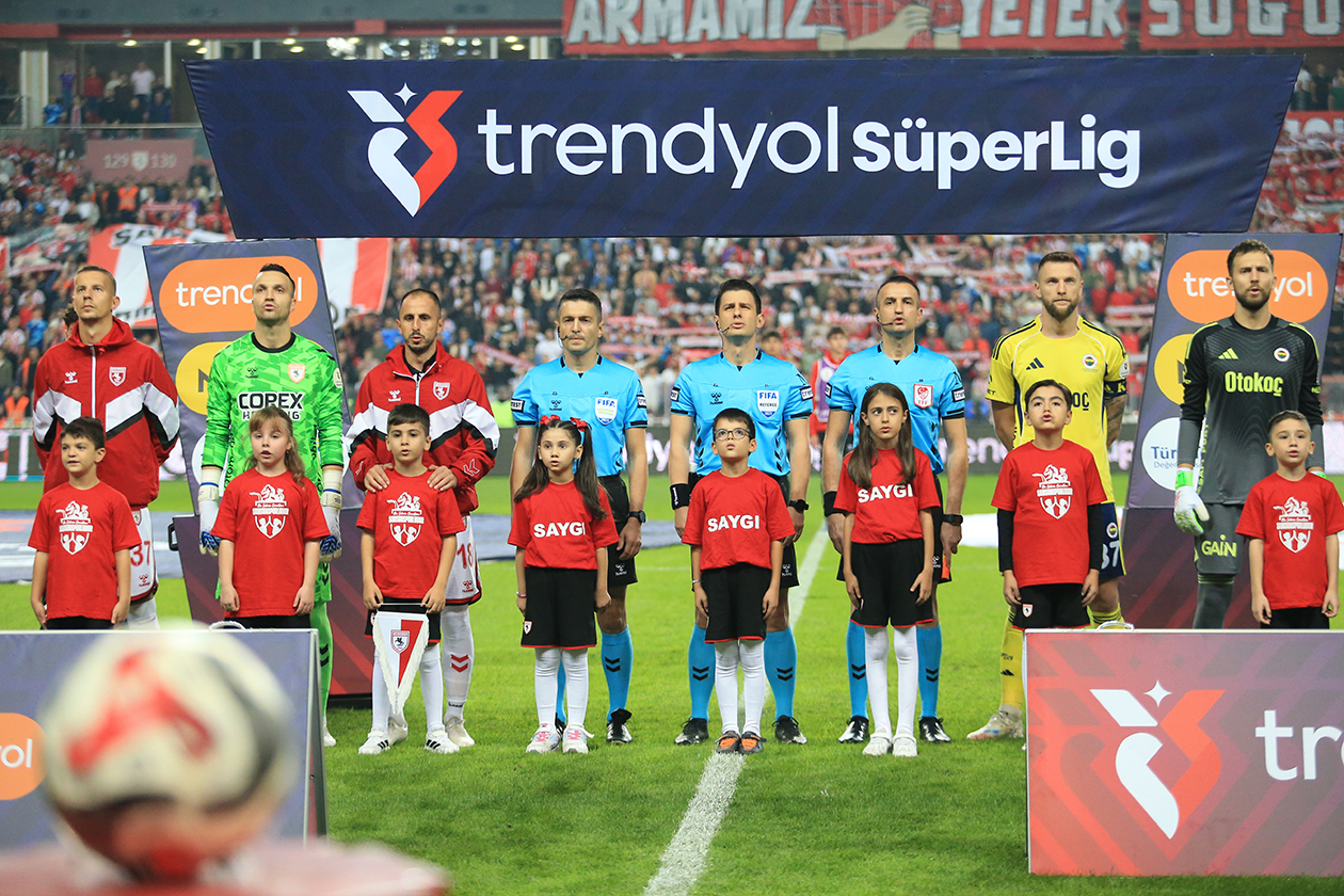 Samsunspor Golü Attı, Meler Çaldı: 'Görüş Açısı Suçu' Devre Arasında Patladı!