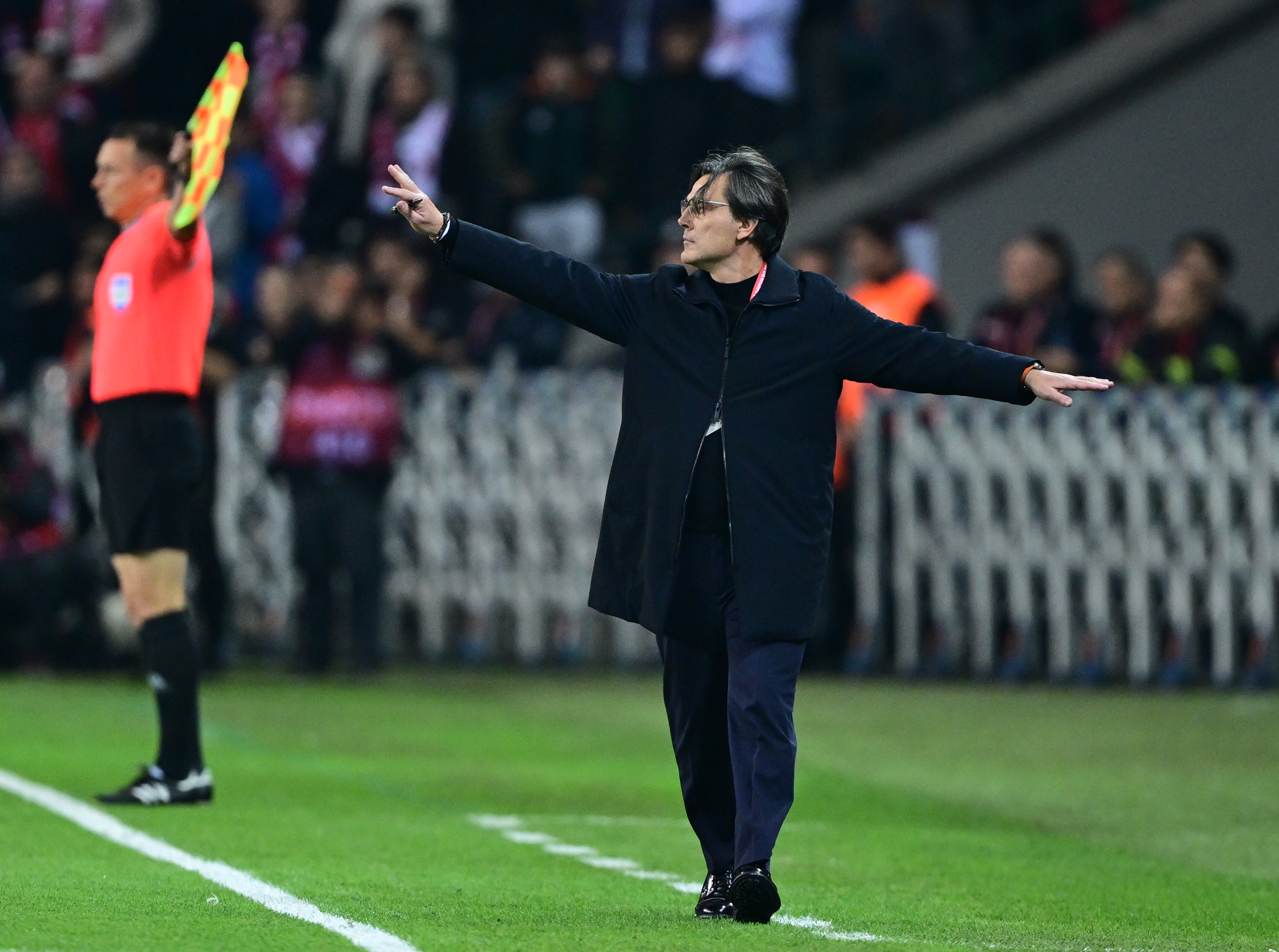 Montella'nın Rüyası Büyük: 'İspanya'yı Yenersek, Dünya Kupası'na El Sallayarak Gideriz!'