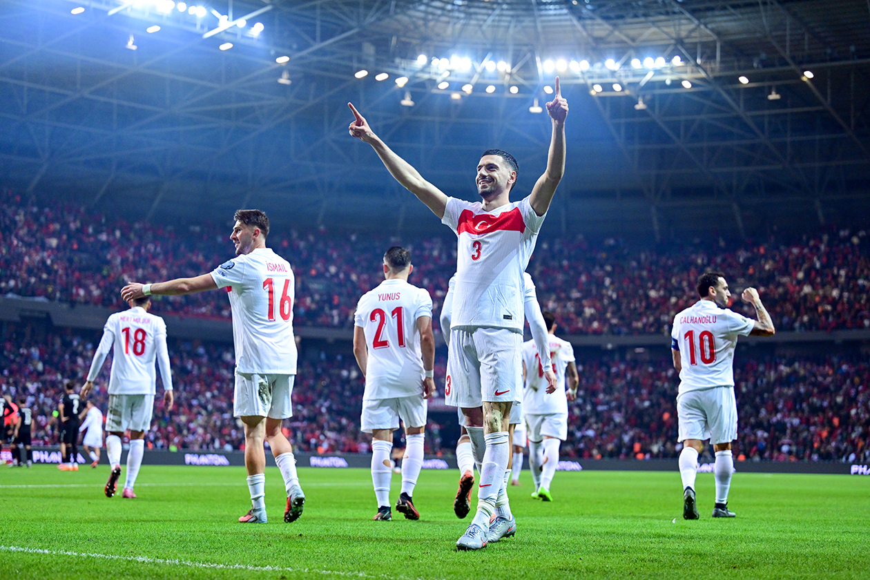 Merih Demiral'dan Dünya Kupası Rüyası: Rüya Görmekle Olmuyor Merih Kardeşim!