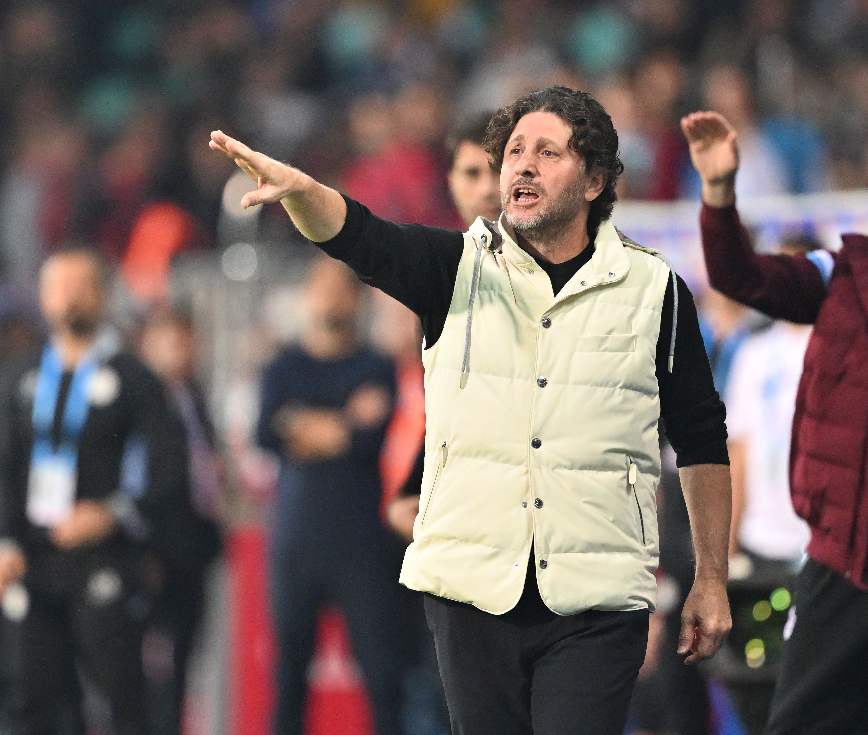 Fatih Tekke'den '3 Puan Cepte Ama İçime Sinmedi' Şov: Trabzon Kazandı Hoca Mutsuz!