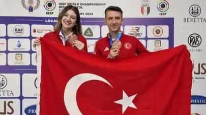Milli atıcılar Damla Köse ile Mert Nalbant'tan Dünya Şampiyonası'nda tarihi başarı