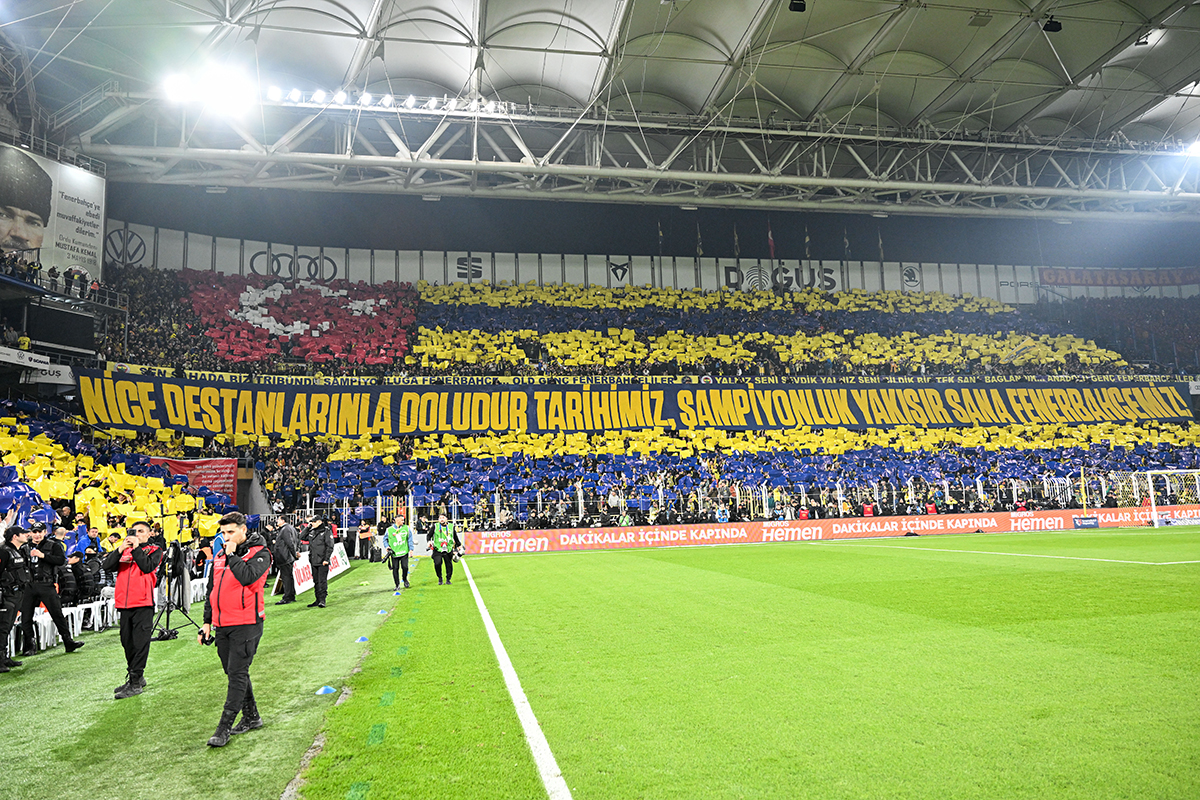 Derbi Chobani Stadyumu'nda: Fenerbahçe ve Galatasaray arasında 1 hafta içinde ikinci maç