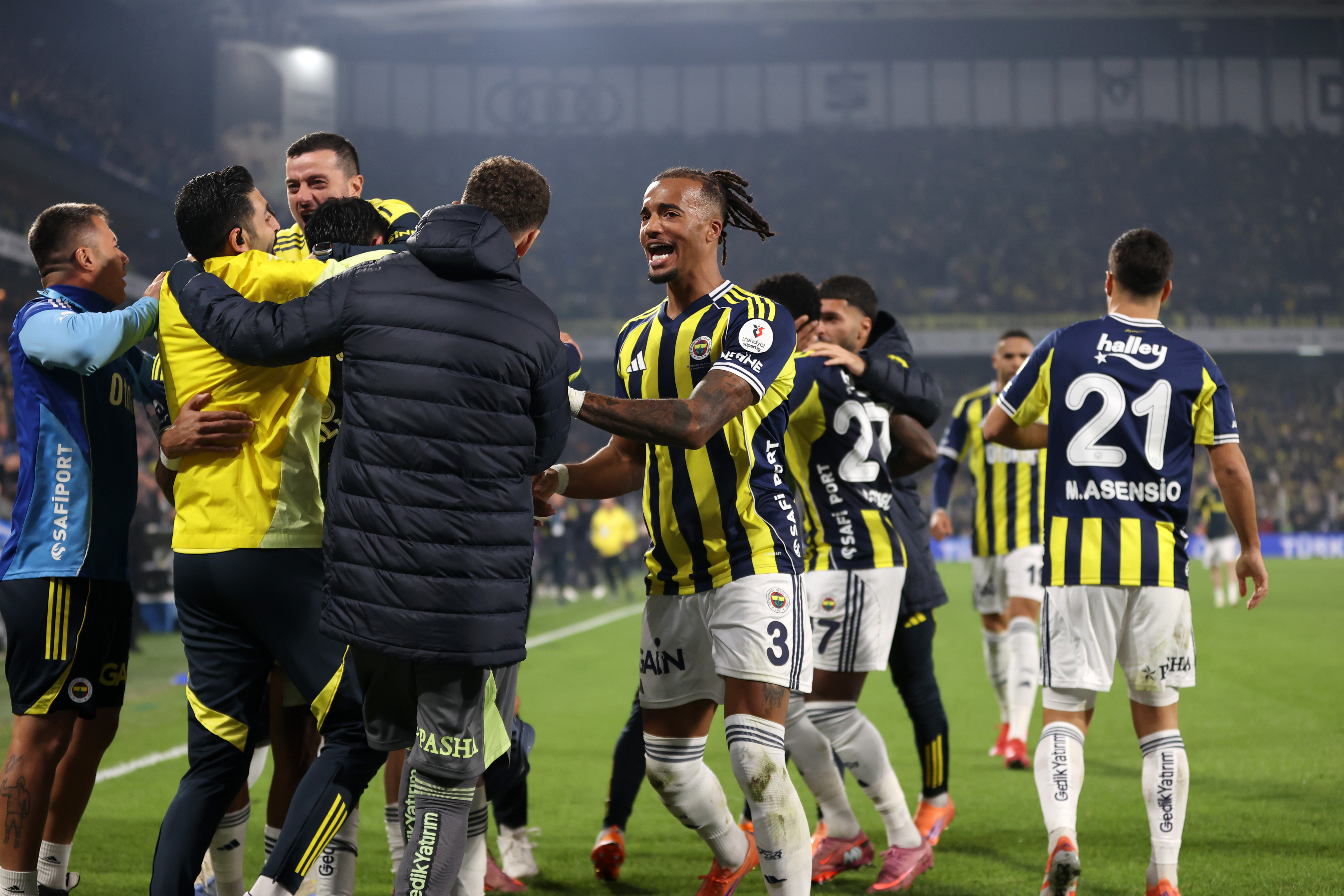 SON DAKİKA | VAR kayıtları açıklandı: İşte Fenerbahçe - Galatasaray derbisinde iptal edilen golde konuşulanlar