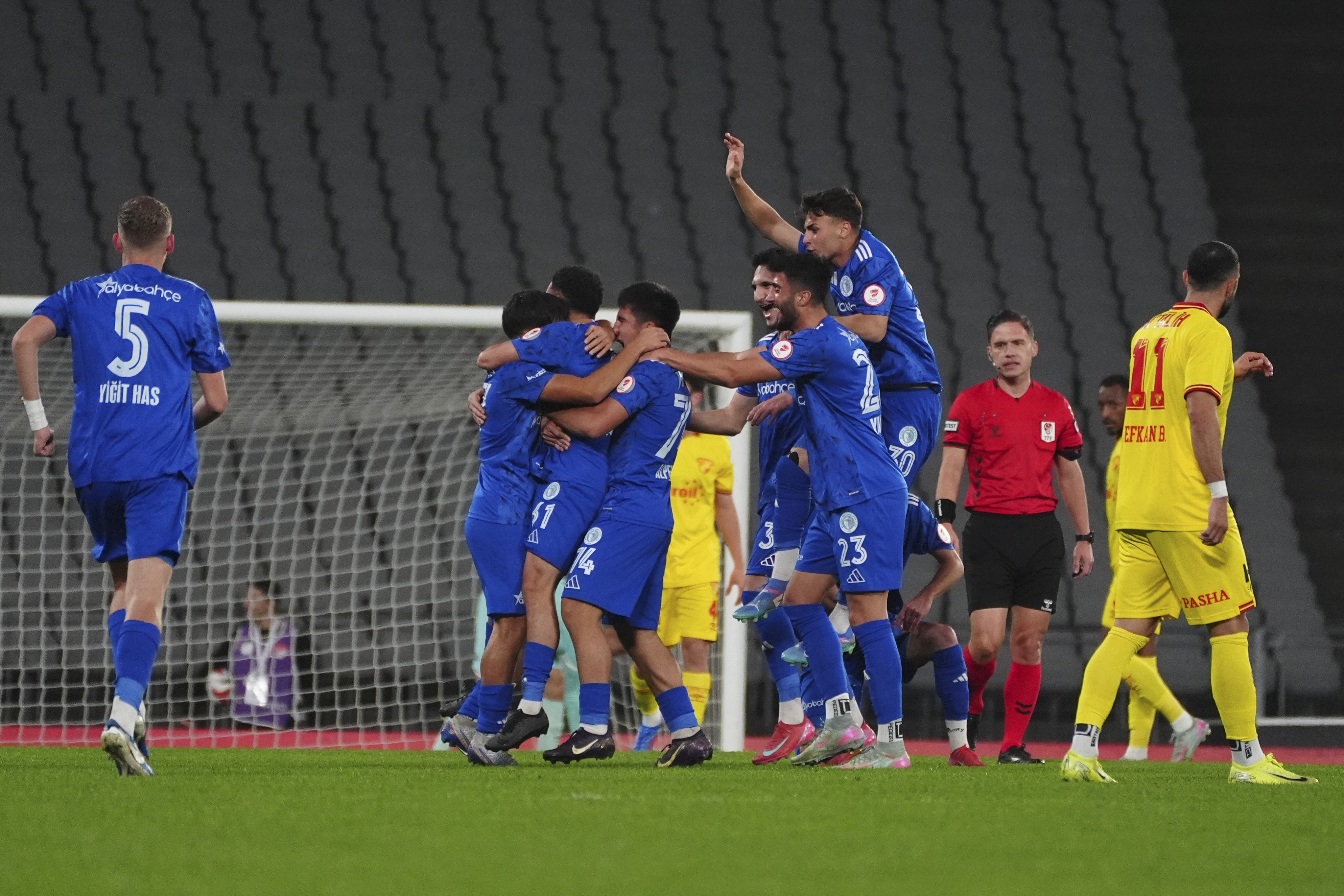 Türkiye Kupası'nda büyük sürpriz: 2. Lig ekibi Beyoğlu Yeni Çarşı, Süper Lig'in yükselen takımını eledi