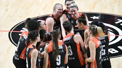 Eczacıbaşı Dynavit, Beşiktaş'a karşı geri dönerek kazandı