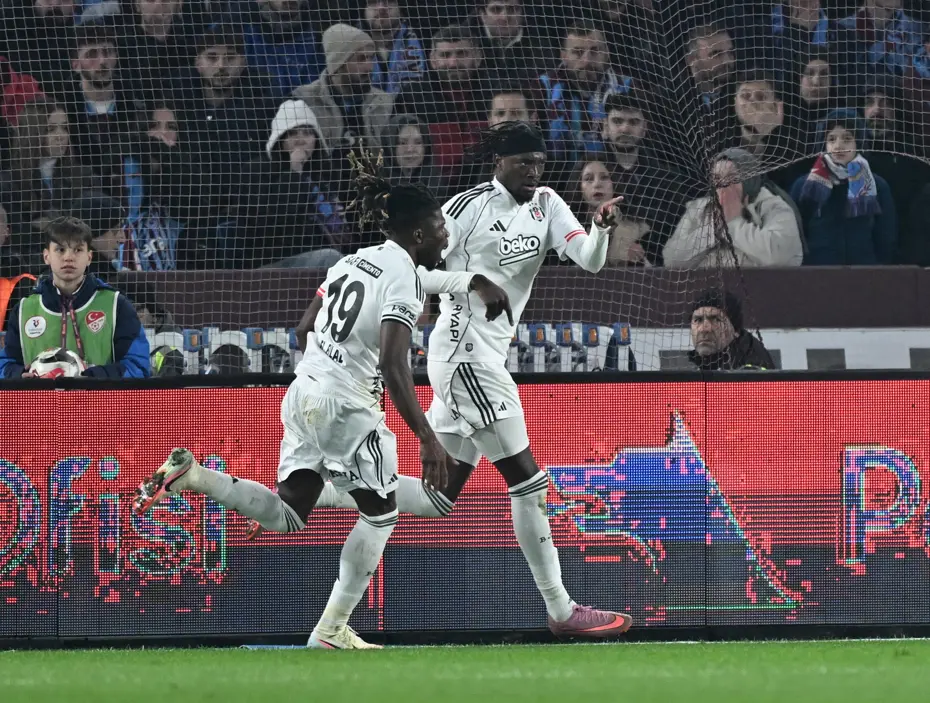 Trabzon'da bol gollü gecede kazanan yok: 3-3 - 3