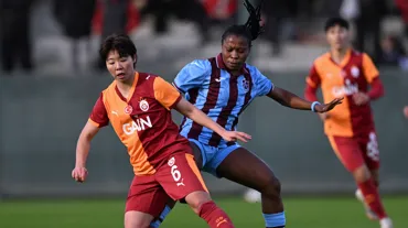 Trabzonspor derbide Galatasaray'ı tek golle devirdi