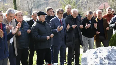 Trabzonspor efsanesi Özkan Sümer, mezarı başında anıldı