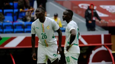 10 kişi kalan Senegal rahat kazandı