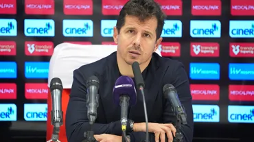 Emre Belözoğlu özür diledi: "Kariyerim boyunca en kötüsüydü"