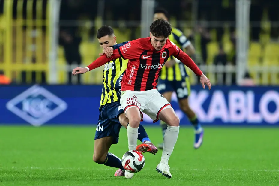 Kadıköy'de Kerem Aktürkoğlu'nun gecesi: 3 puan 3 golle geldi - 2