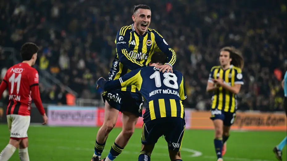 Kadıköy'de Kerem Aktürkoğlu'nun gecesi: 3 puan 3 golle geldi - 3