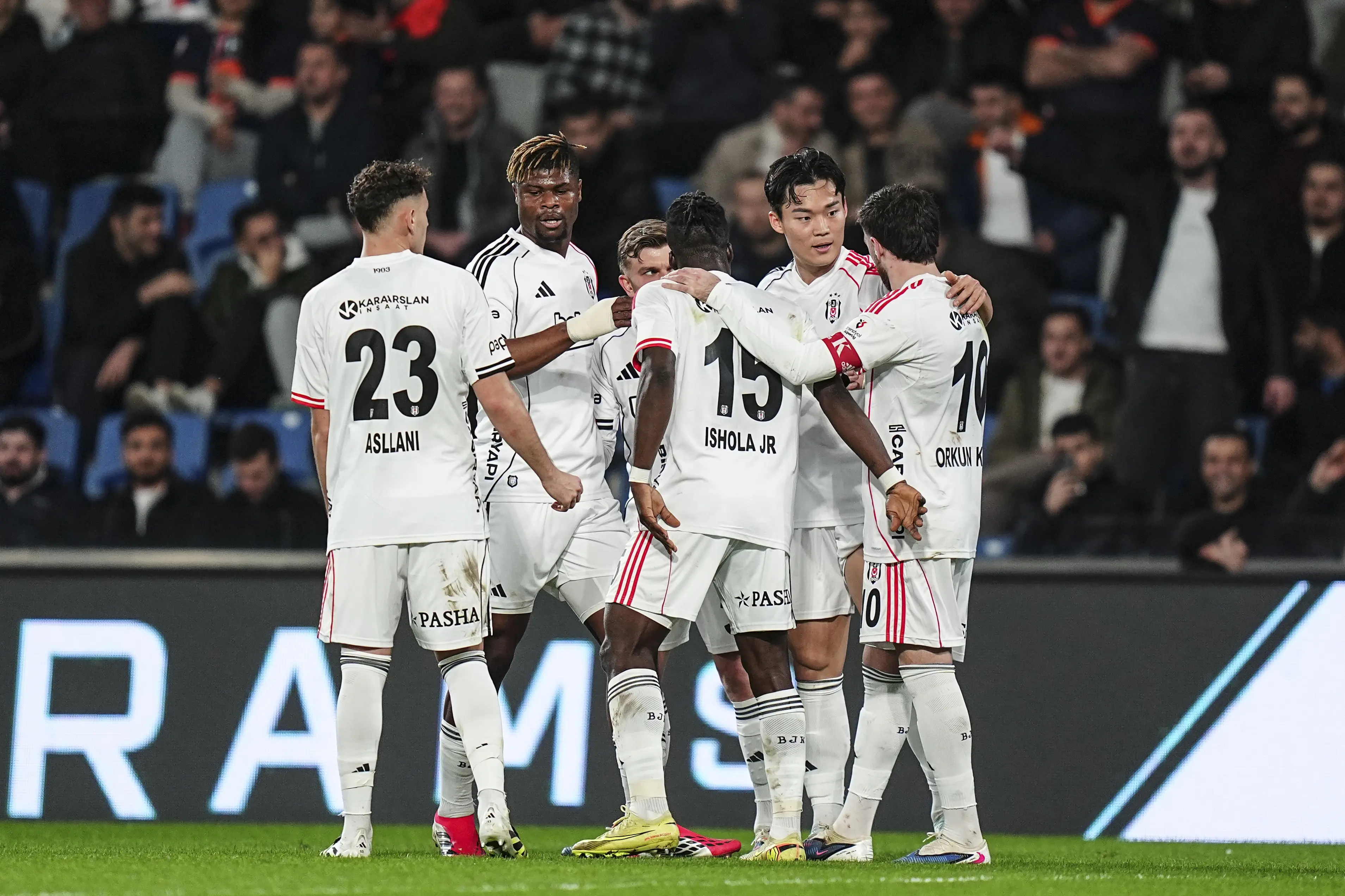 Beşiktaş 2 kere geri döndü: 90+6'da genç yıldız son noktayı koydu