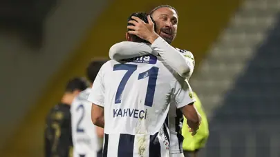 Kasımpaşa yeni transferleriyle 5 gollü maçı kazandı: Emre Belözoğlu'nun hasreti sona erdi