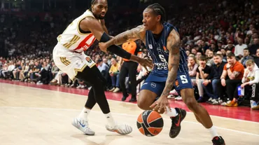 Anadolu Efes deplasmanda kayıp